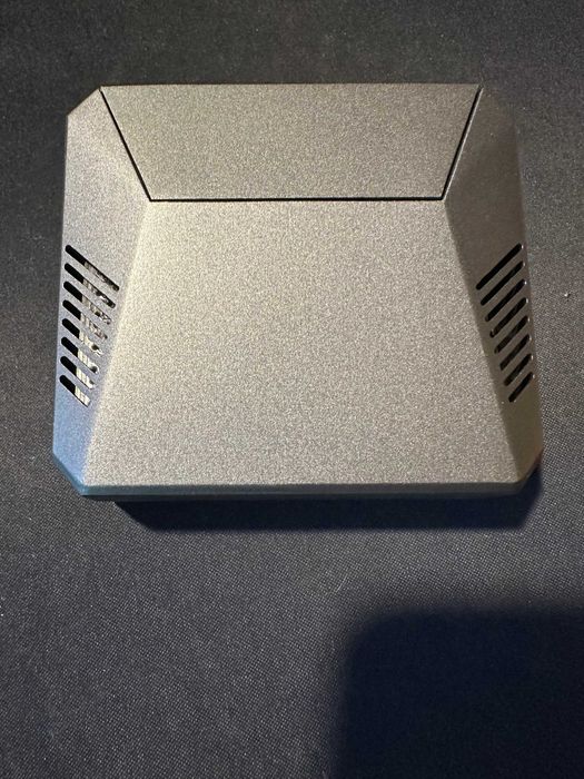 Raspberry Pi 4 8GB + Argon ONE V2 Case + incarcator