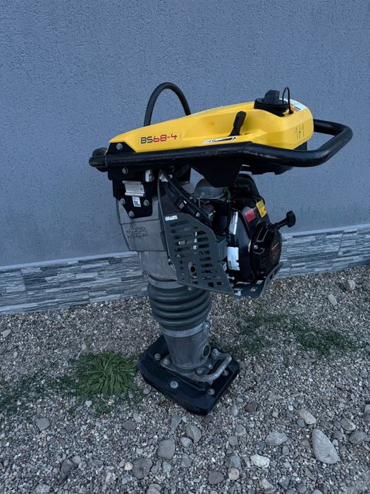 Mai compactor Wacker Neuson bs 68-4, ca NOU
