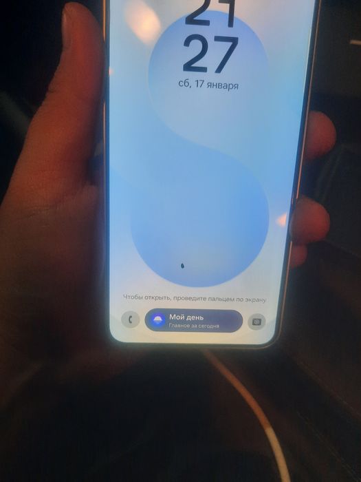 Samsung S25 почти новый