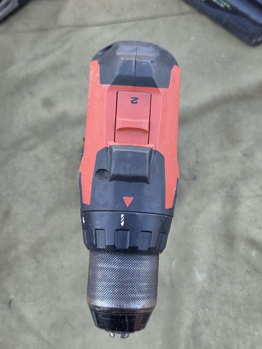 HILTI SF4-22 безкабелна пробивна машина