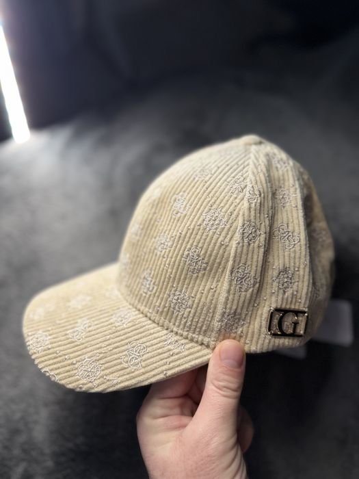 Guessw Baseball sapca unisex culoare bej material reiat noua originala