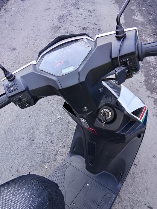 Продам скутер состояние отличное