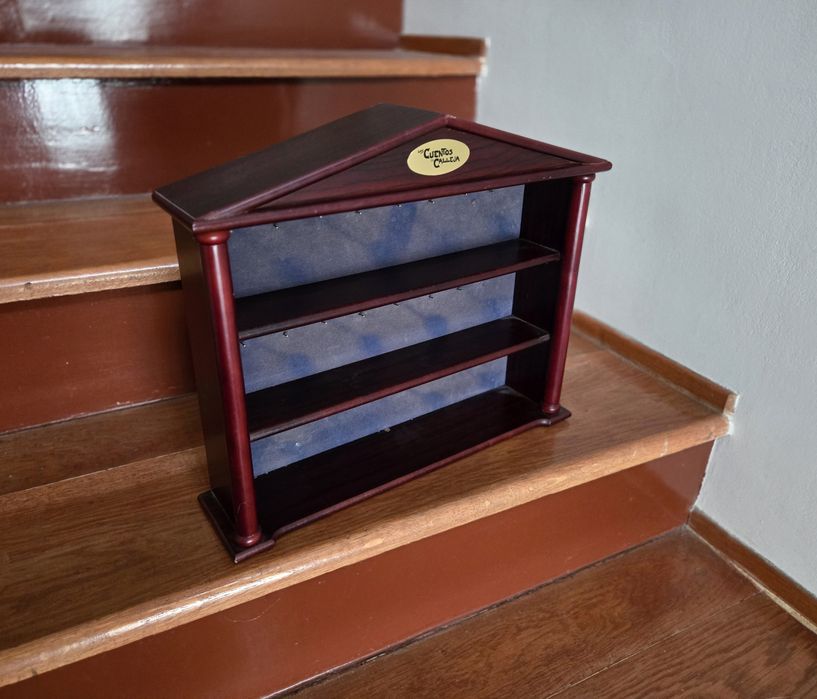 Set 4 casete expunere elemente de colectie/suvenir - RARITATE/OKAZIE!