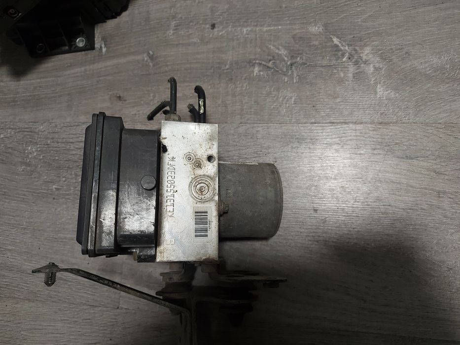 Pompa unitate abs vw passat b7 cod 3AA614109AG