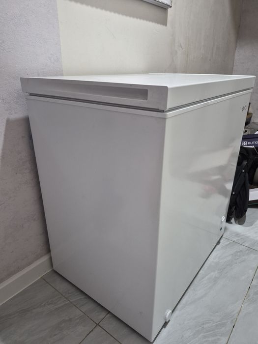 Морозильник фирмы AVA