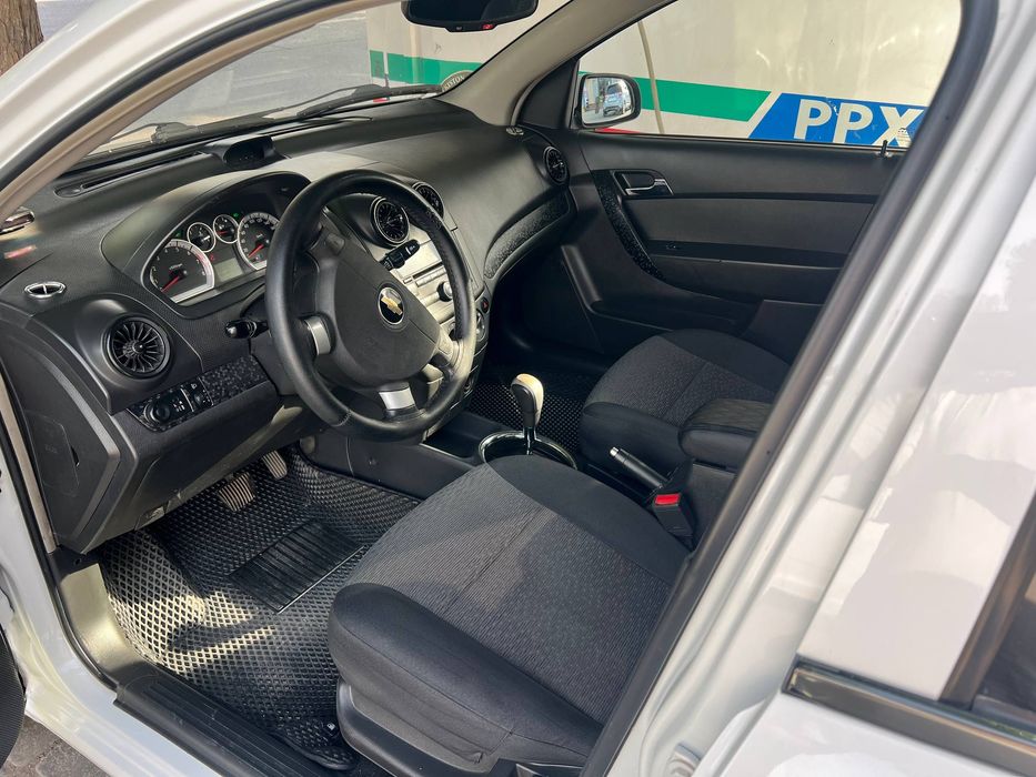 Prodam nexia 3 avtomat