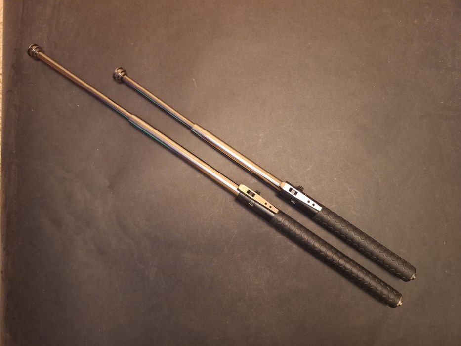 Автоматична телескопична палка (два размера) закалена стомана  440С