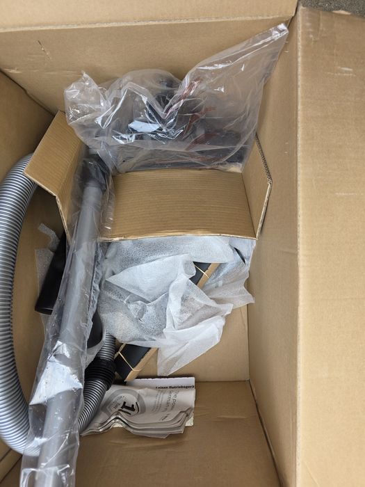 Aspirator Bosch seria 8 nou