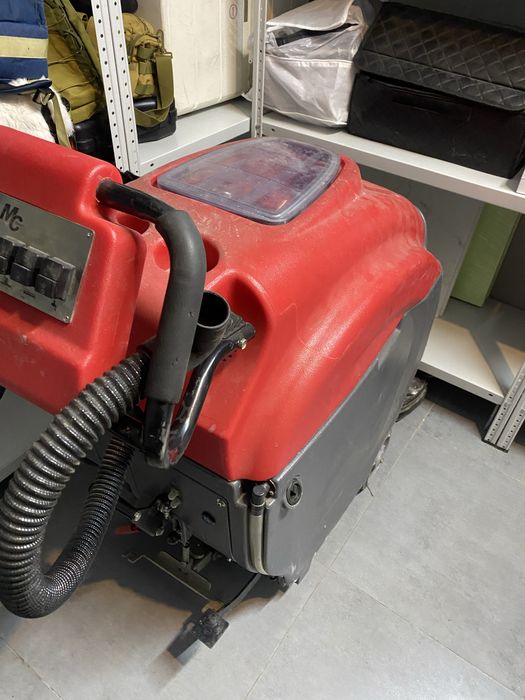 Поломоечная машина Cleaner