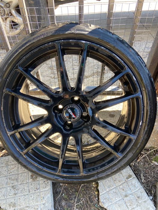 Гуми с джанти Alutec 205/40 R18