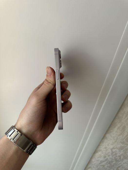 Iphone 14 в идеальном состоянии