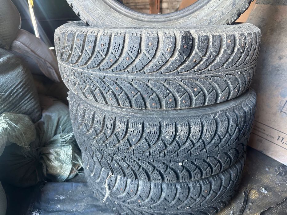 Продается шины .