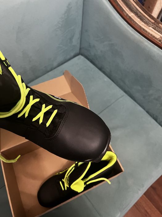 Продам лыжные беговые ботинки фирмы TREK