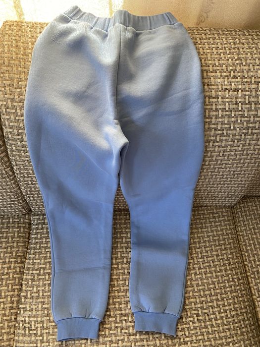 Продам теплый костюм для подростка