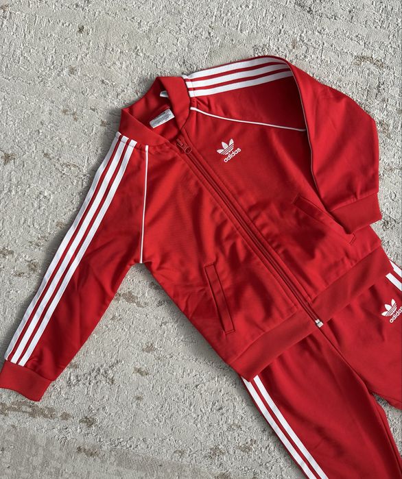 Trening Adidas Originals - copii !  Mărimea 92 : 18 - 24M ! Stare foarte bună !