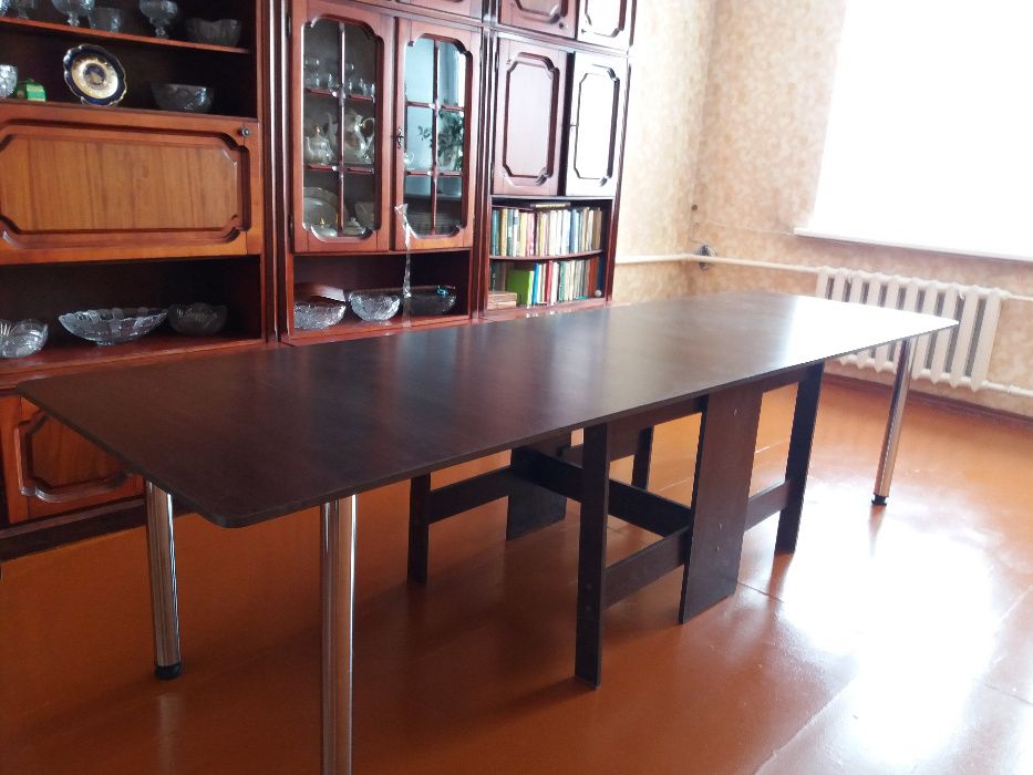 Столы-Трансформеры. Новые. (Вместимость ~ 20 человек)