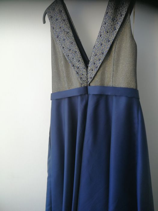 Vand  urgent rochie de gală purtată o singură dată