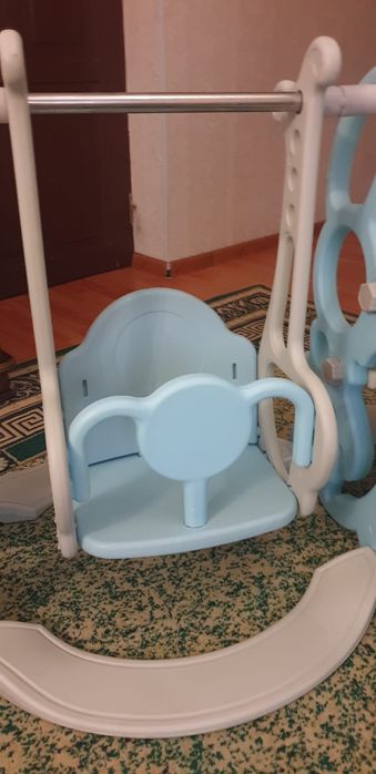 Детская качеля с горкой