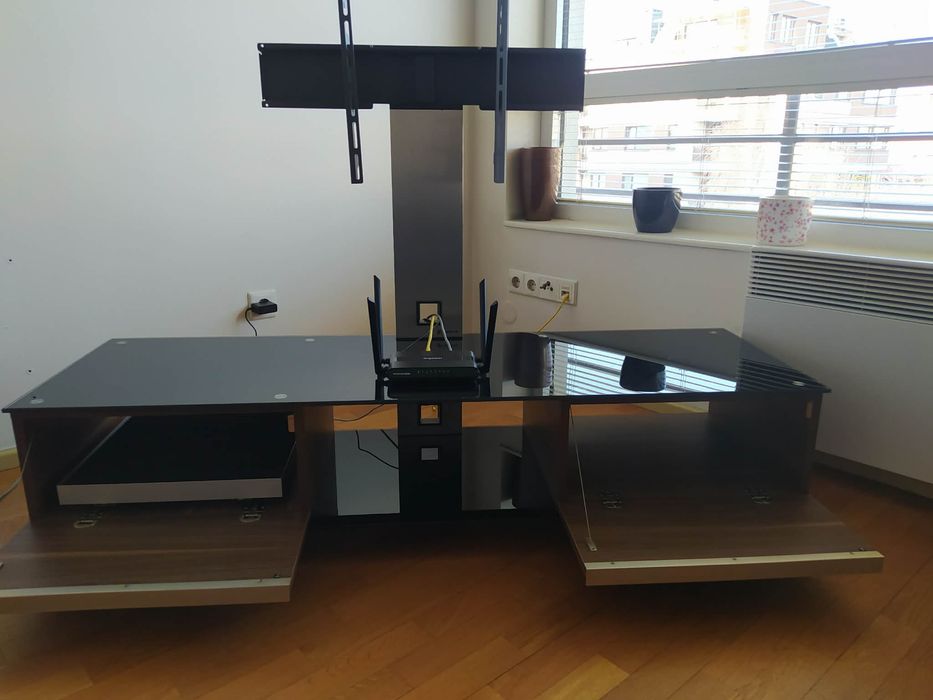 Шкаф за телевизор-Стойка за ТВ