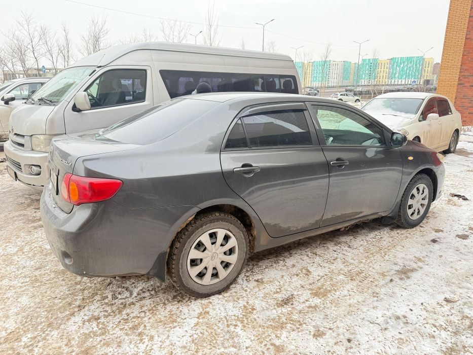 Продам тайота карола