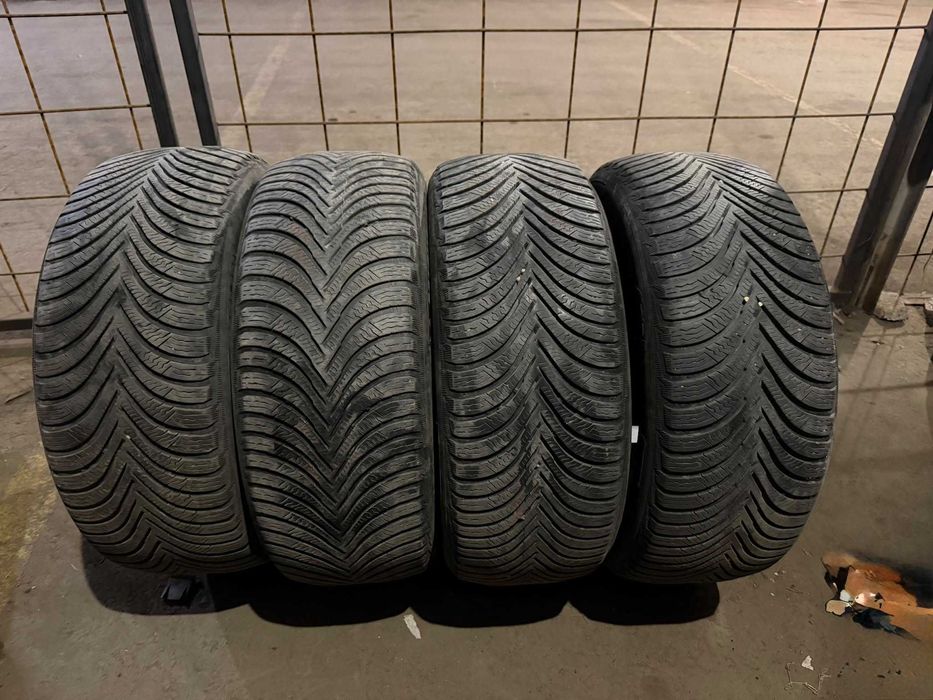 Зимни гуми Michelin 215/45/16