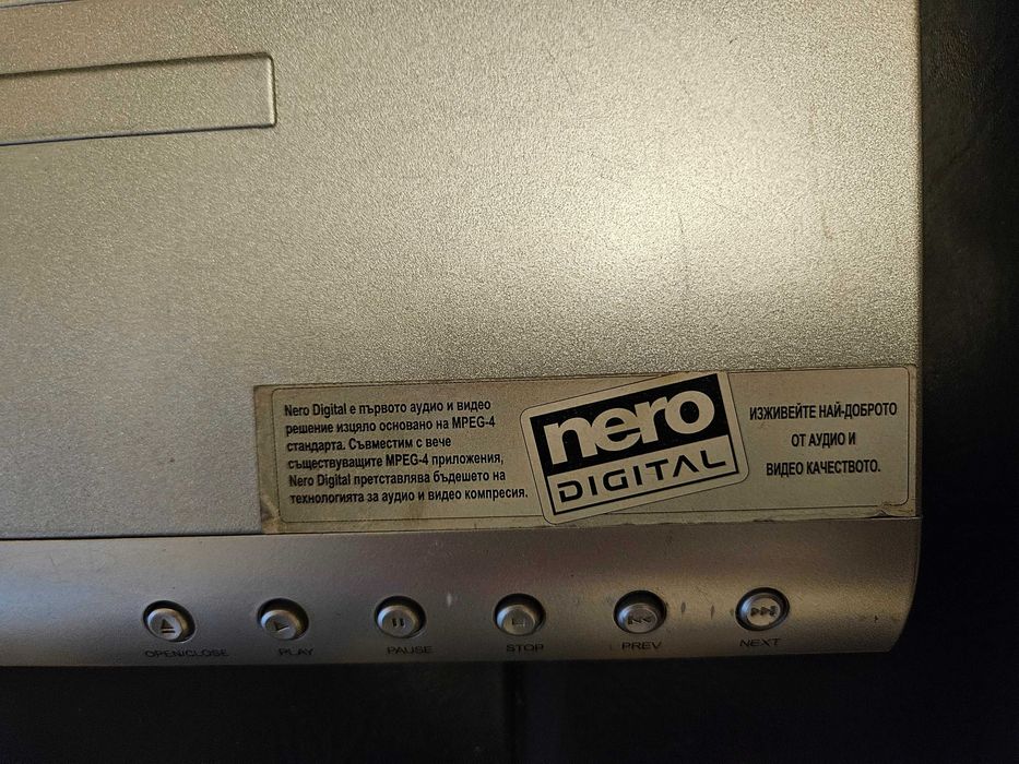 DVD  плеъри Elite PV-371X  и LG LH-T250SC