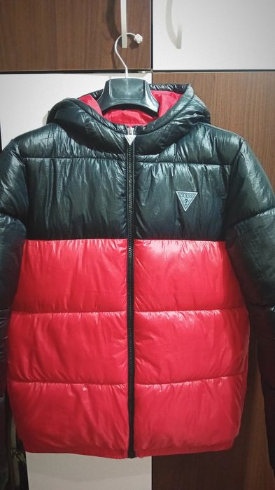Geacă Guess puffer (mărimea S-M)