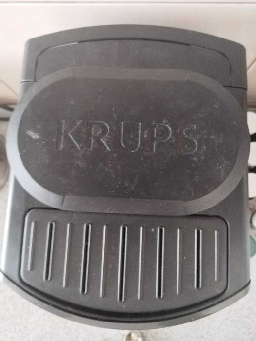 vand espressor KRUPS
