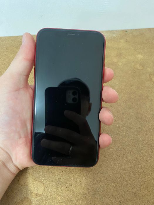 Iphone 11 +red 128gb