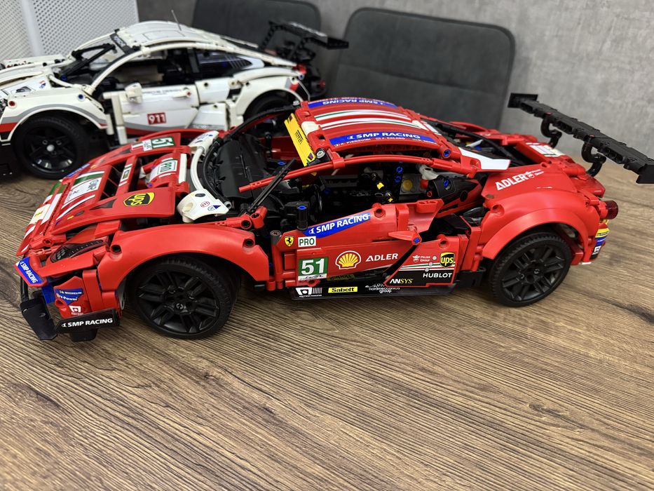 Lego Technic Porche и Ferrari б/у
