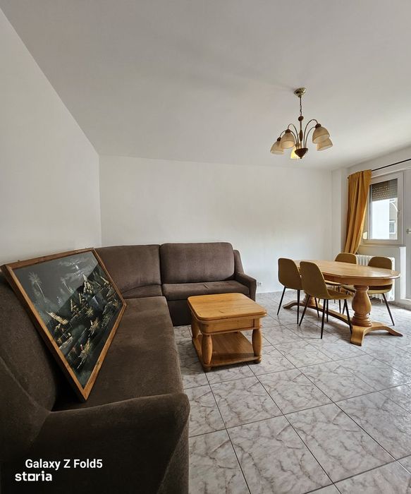 Apartament cu 3 camere de închiriat – str. Cazaban Iosia