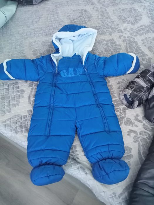 Продам детские вещи