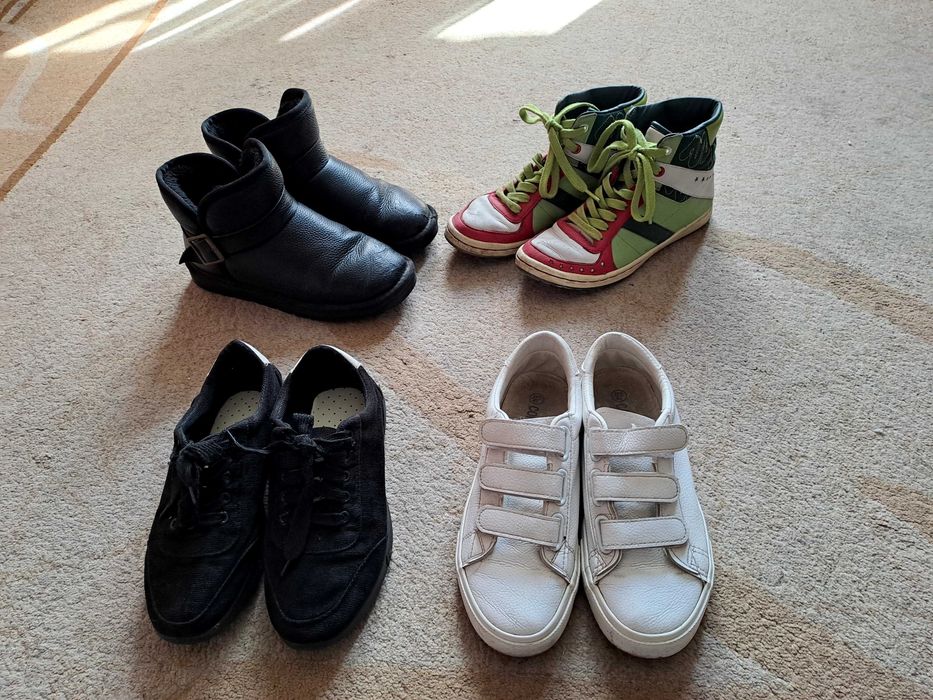 Женские  ботинки. Сапоги . Туфли.