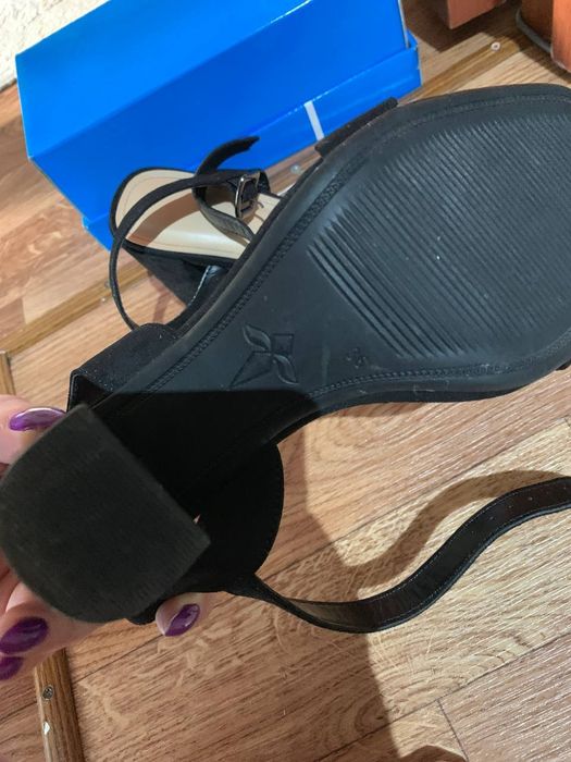 Продам туфли 36рр