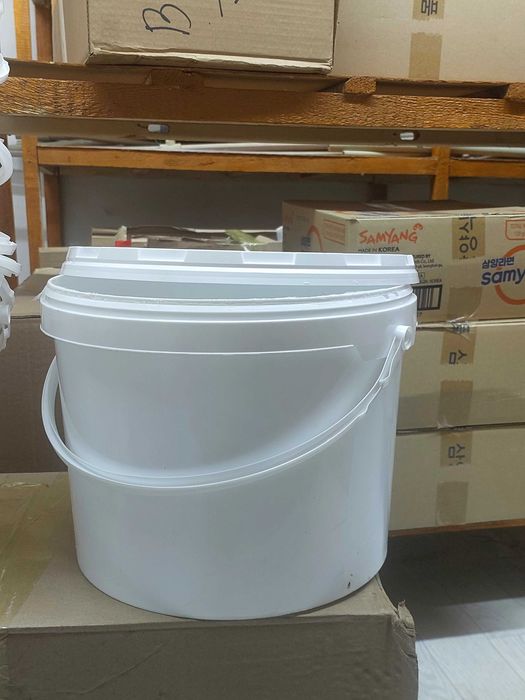 10-ти литровые ведра!