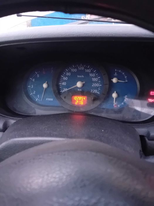 Se vinde dacia solenza