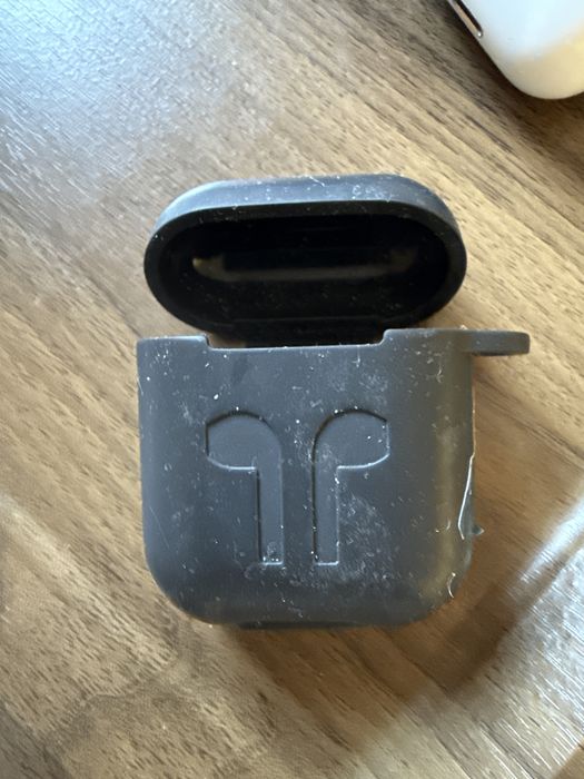 Apple airpods кейс