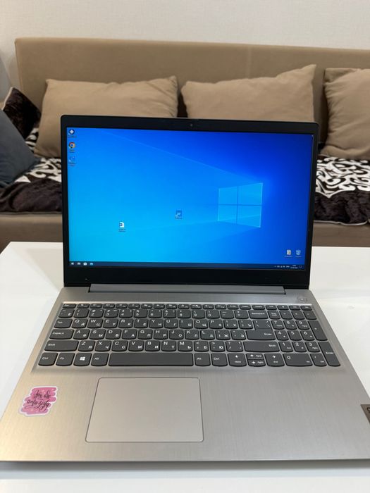 Продаю ноутбук Lenovo idealpad