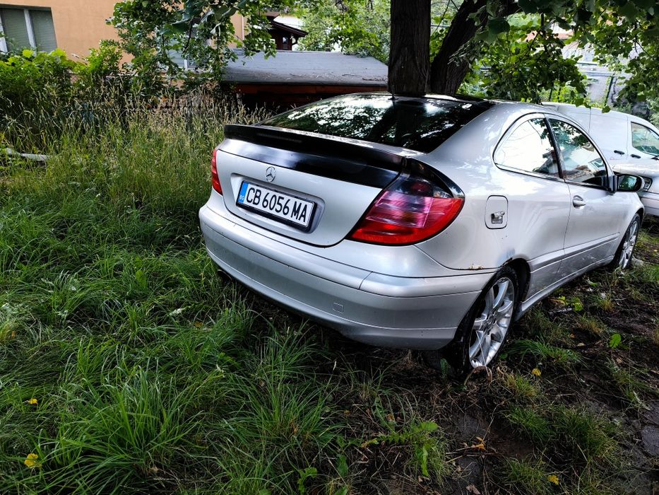 Продавам Mercedes Benz c200 CL203