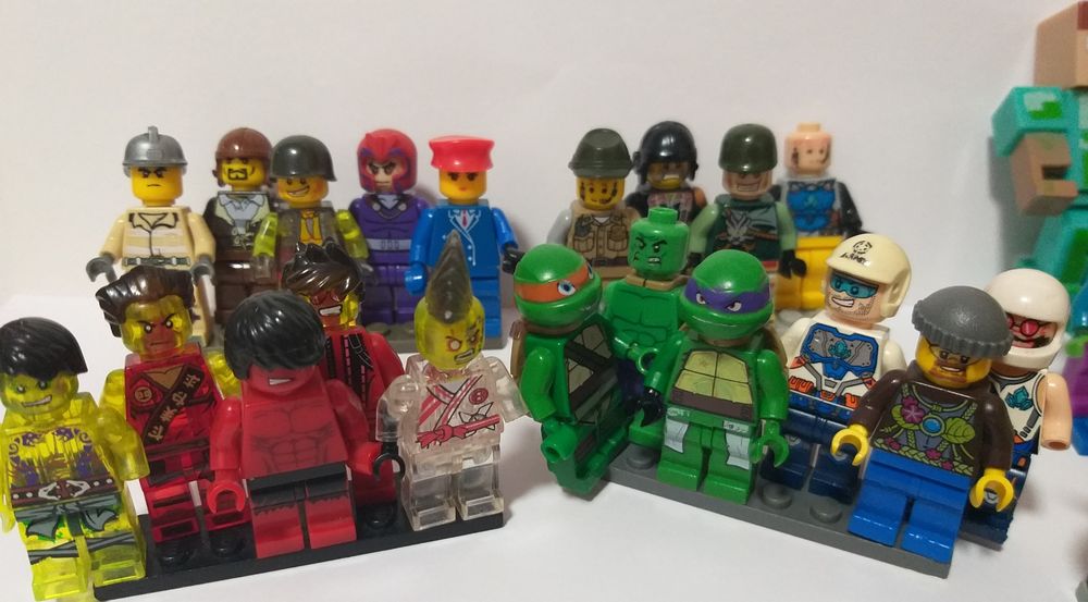 Lego фигурки разные