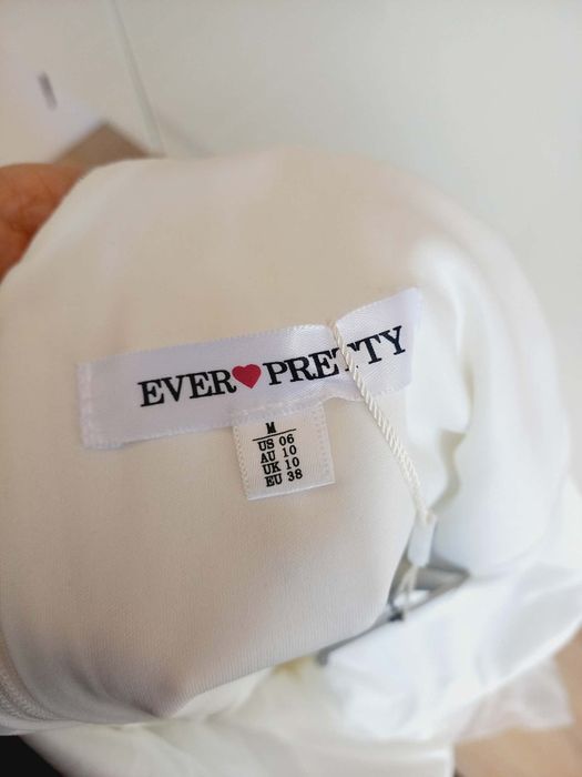 Rochie de mireasa noua cu eticheta mărime S