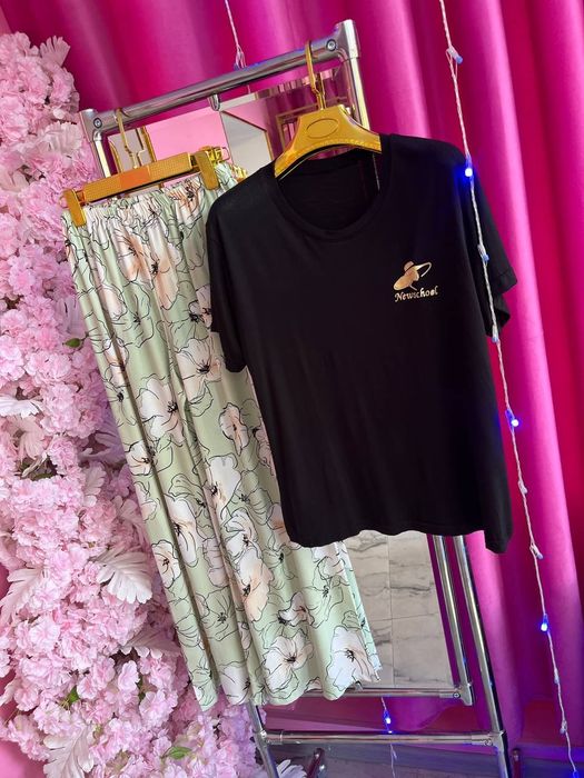 Ayollar va qizlar uchun pinyuar pijamala