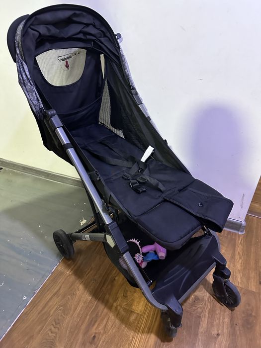 Коляска чемодан лёгкая