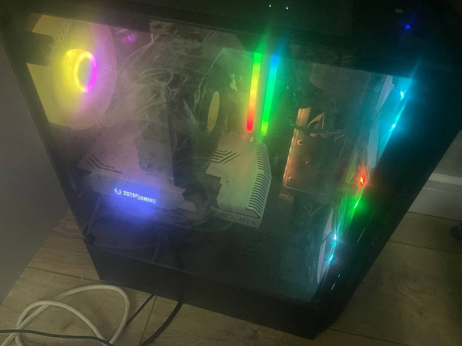 I7 9700k, 32gb ozu, z390 без видео карта