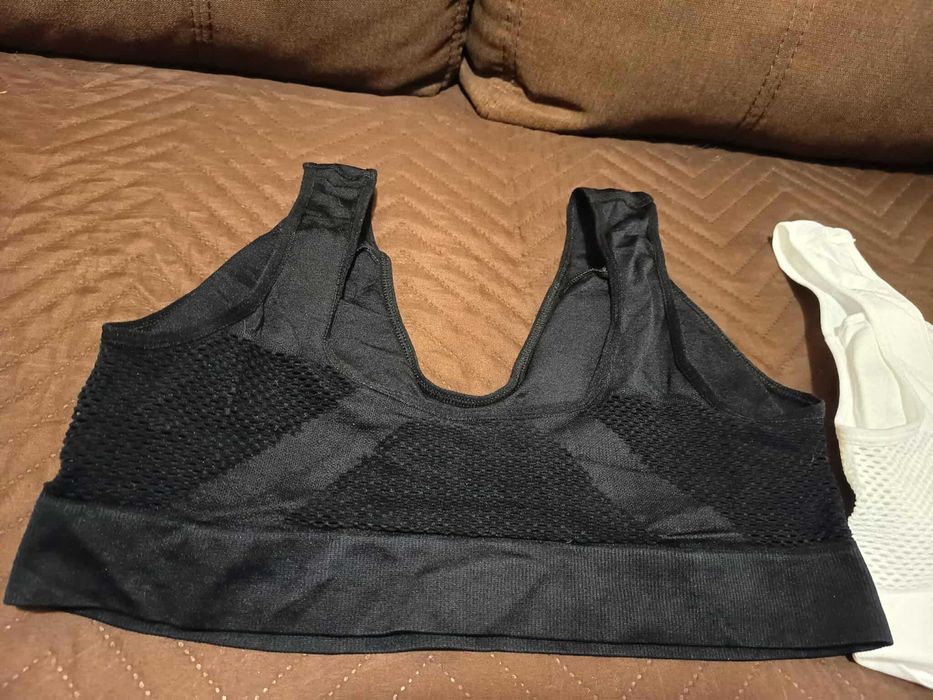 Продавам Дамски Бюстиета