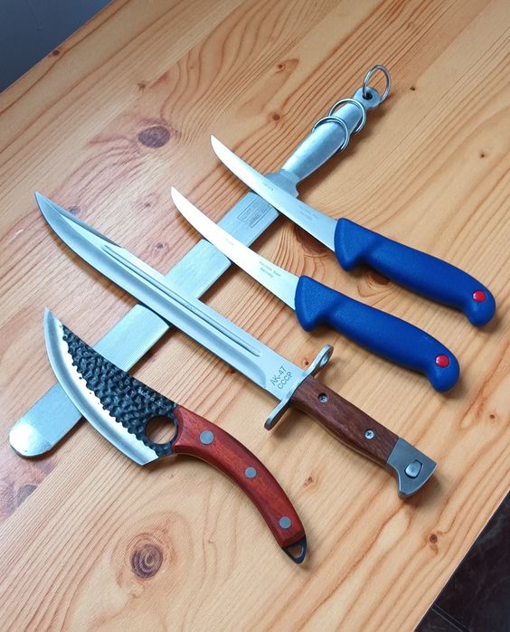 Set 4 Cutite Macelarie + Masat Profesional Germany