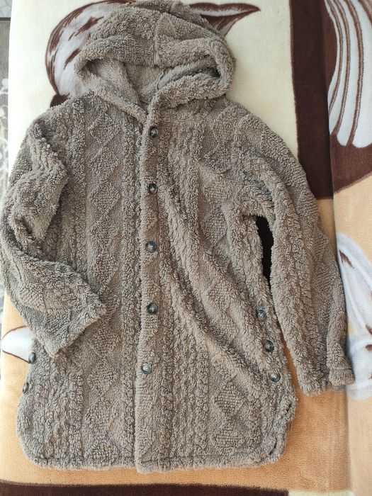 Продам 2 кофты теплые в идеальном состоянии