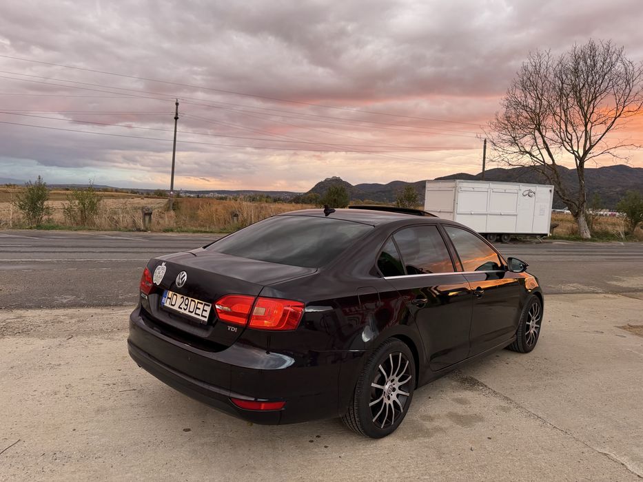 Volkswagen Jetta 1.6Tdi Automata