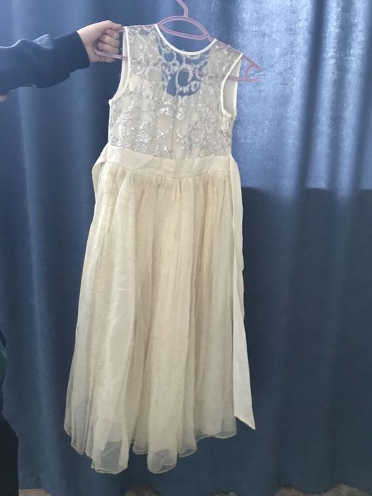 Платье на девочку