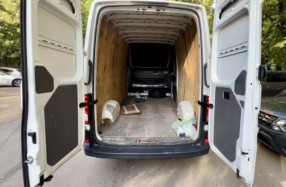 Inchirieri dube si autoutilitare fara sofer - Inchiriez duba VW Crafter model nou - Doar Firme - Transport Romania - Inchirieri autoutilitara dube